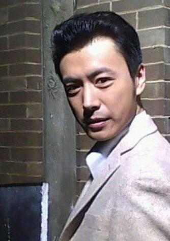 录音男艺人吃瓜视频,揭秘娱乐圈幕后真相