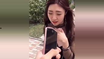 郑州美女吃瓜视频大全下载,趣味横生的网络潮流揭秘