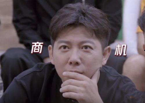 新林夫妻吃瓜阿柒视频,揭秘网红夫妻幕后生活